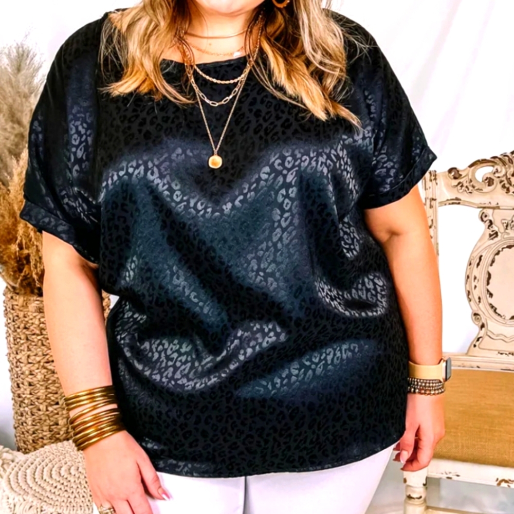 Black leopard top
